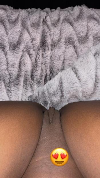 Charm, 21  female escort, Alexandria