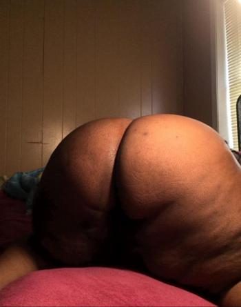 Asia, 22  female escort, Alexandria