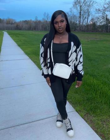 Star, 23  female escort, Alexandria